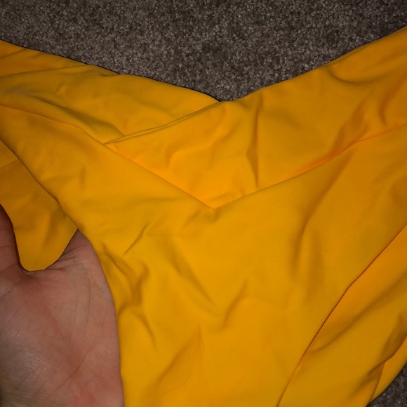 bikini bottom - Picture 3 of 3